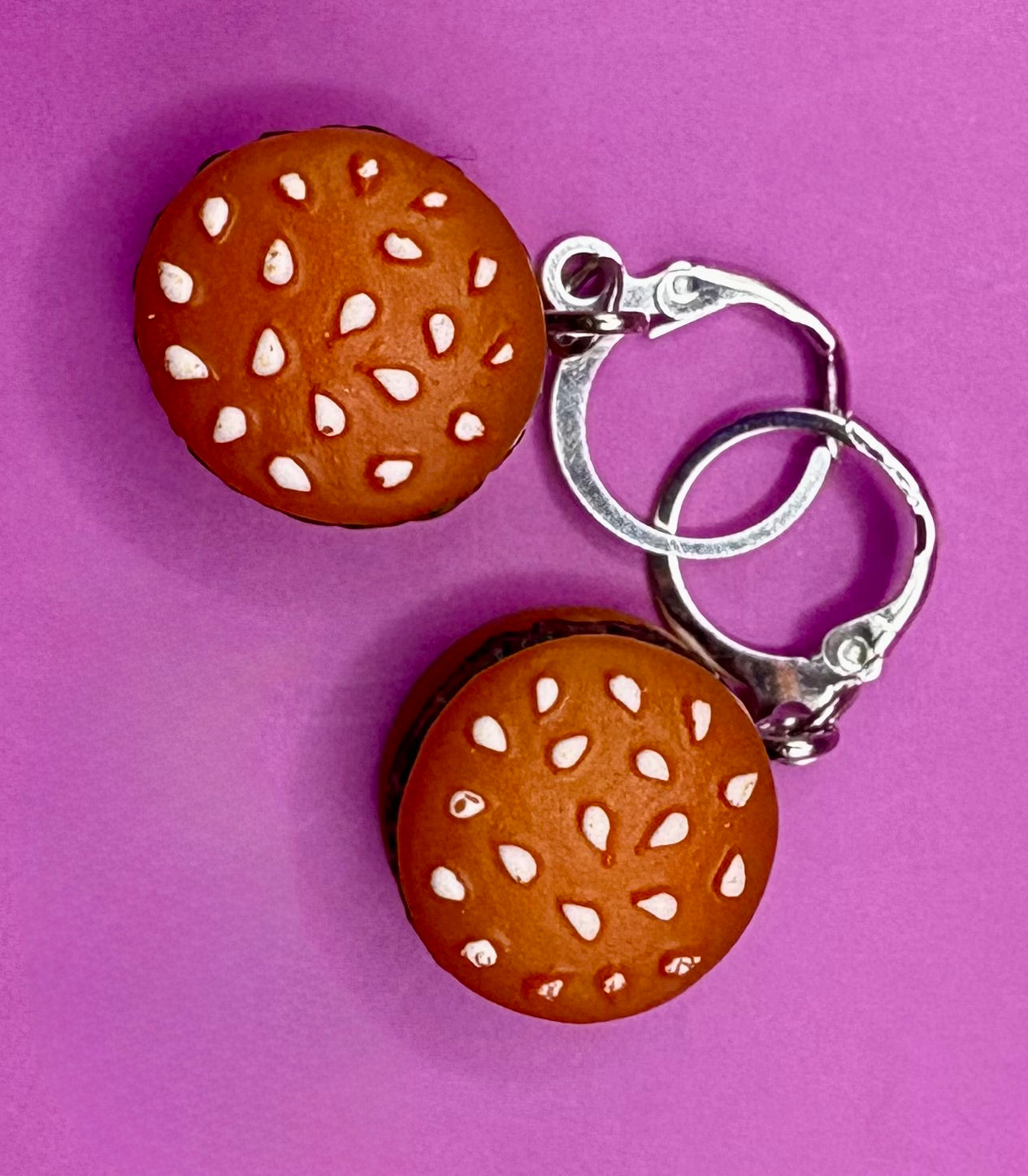 Adorable Cute Little Hamburger - Miniature Big Mac Inspired Accessory, Perfect for Food Lovers and Playful Fashion Statements