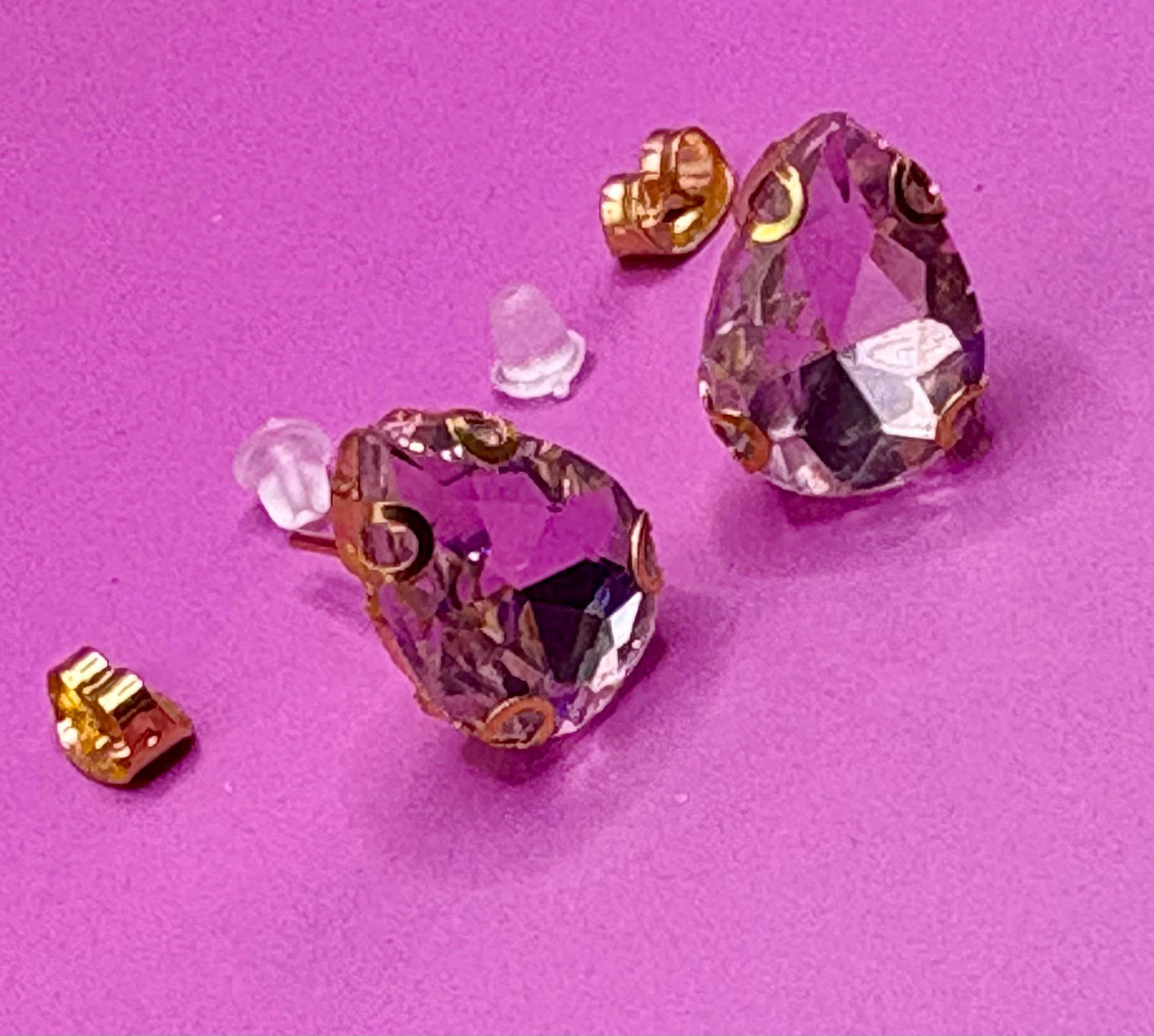 Elegant Light Pink Crystal Earrings: Oval-Shaped Glamour, Gold-Toned Luxury, Timeless Style, Perfect for Any Occasion, Sophisticated Gift Id