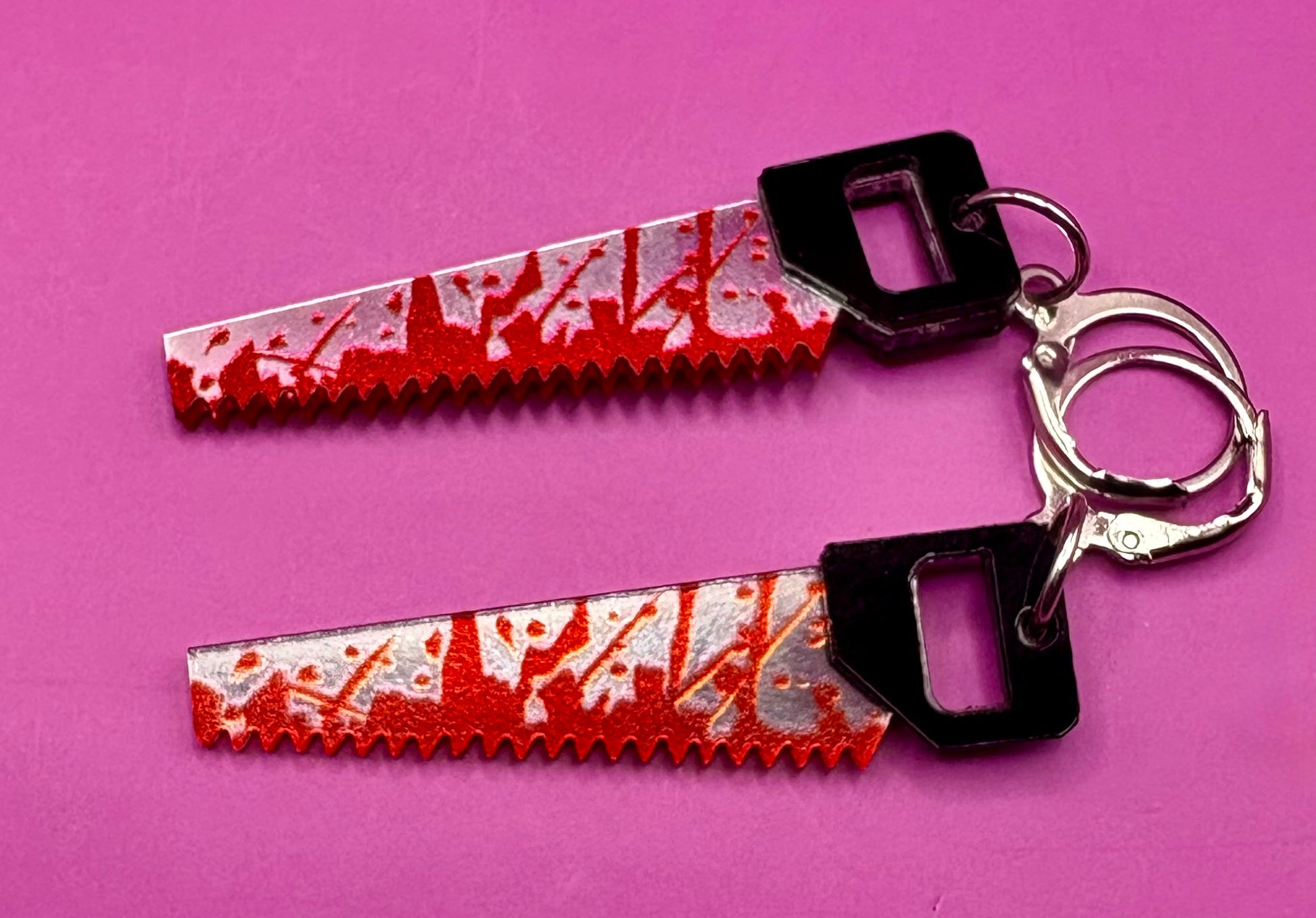 Spooky Halloween Earrings Featuring Realistic Fake Knives and Axes with Blood Detail - Scary Horror Accessories Inspired by Thriller Movies - Perfect for Halloween Costumes and Decorations
