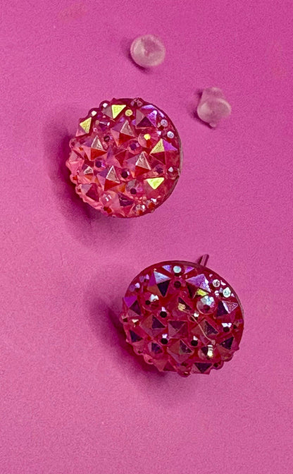 Elegant coral stud earrings featuring shimmering gemstones, ideal for enhancing your jewelry collection and complementing various outfits.