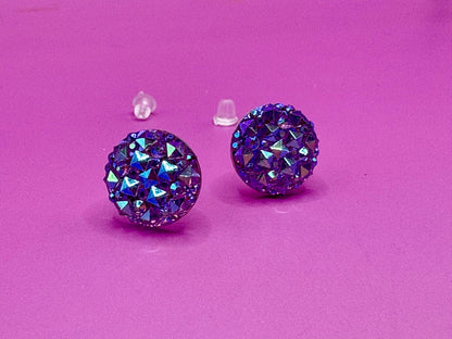 Dazzling purple Stud Earrings: Sparkling Round Crystal Design, Vibrant Color, Perfect Gift Idea