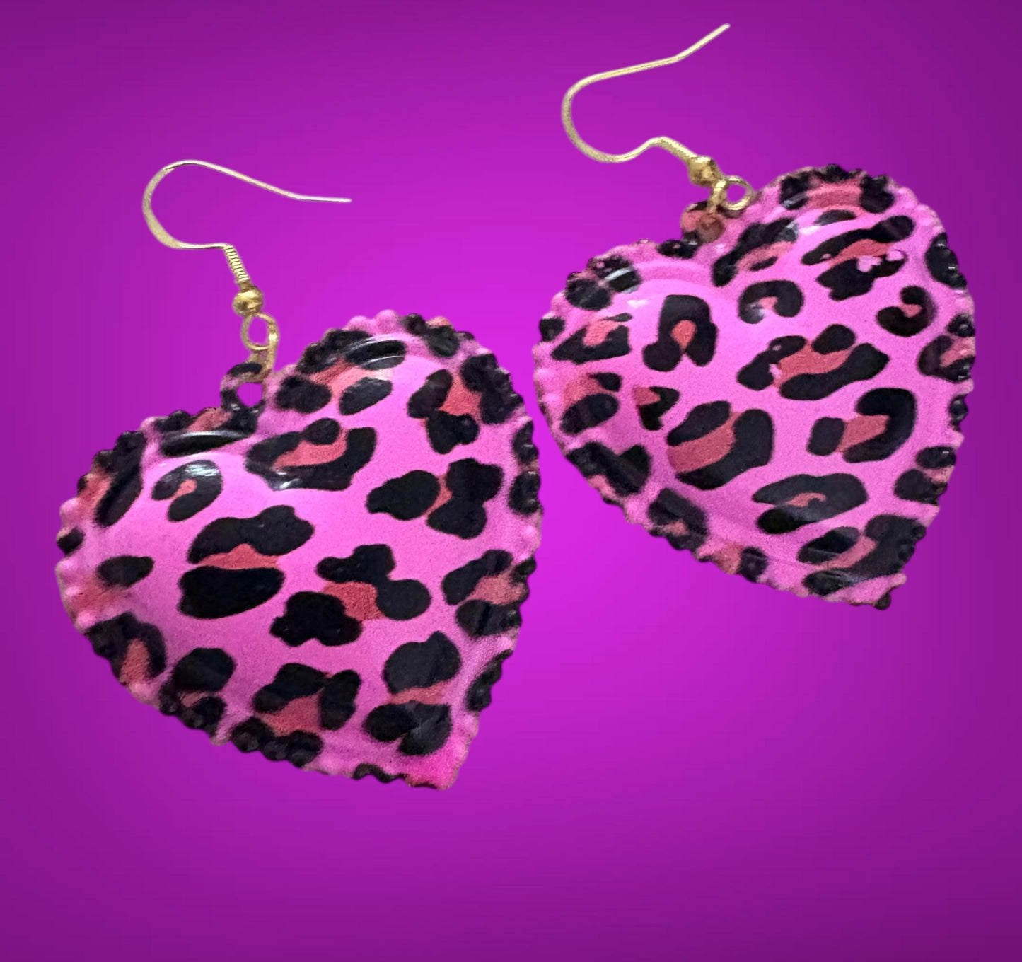 Heart pendant leopard print pink drop dangly earrings with gold. Large heart leopard dangly unique handmade earrings drop length 5cm