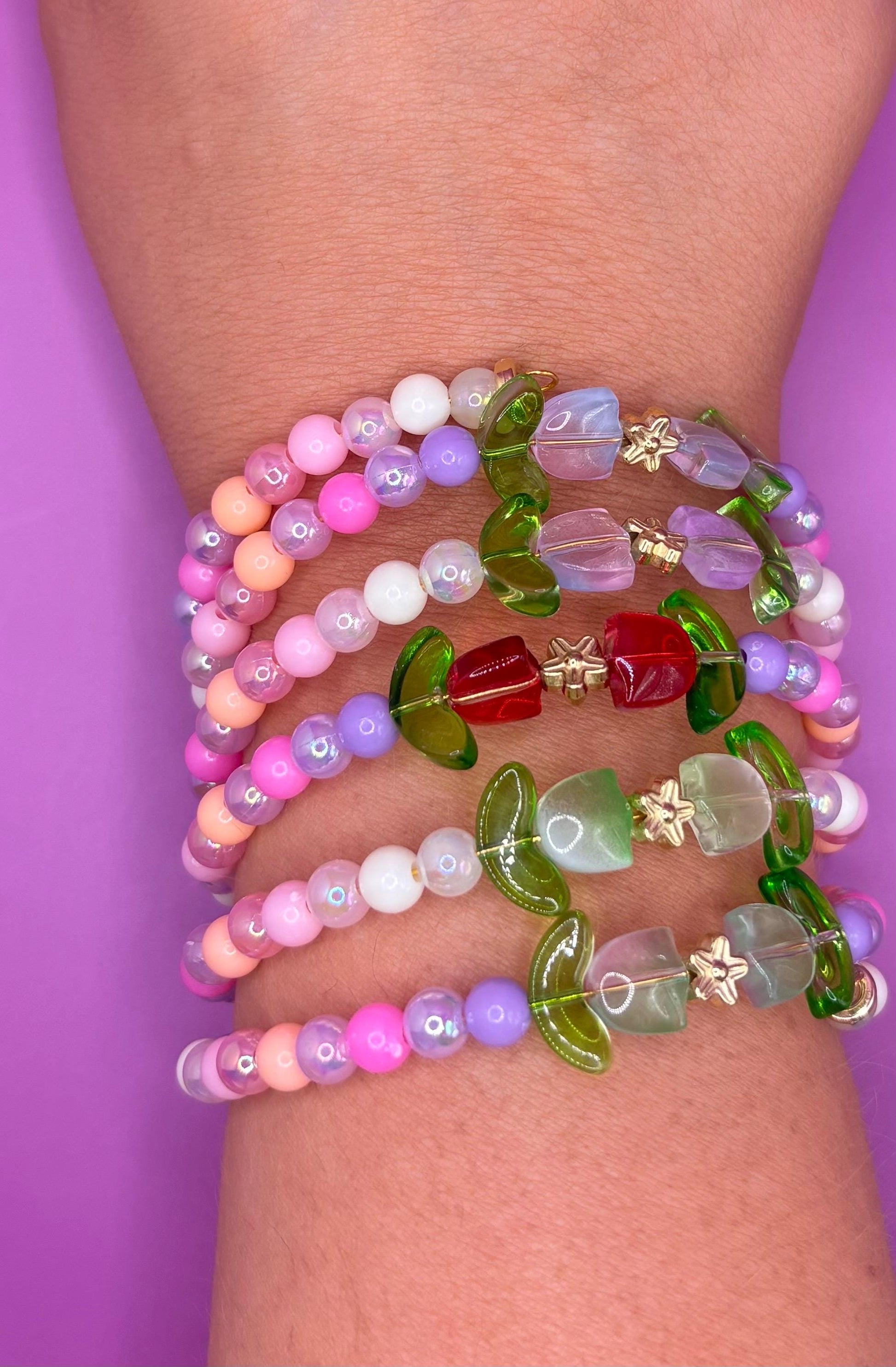 Pastel Bead Bracelet – Handmade Stretch Bracelet Kawaii Flower Bead Bracelet – Spring tulips summer