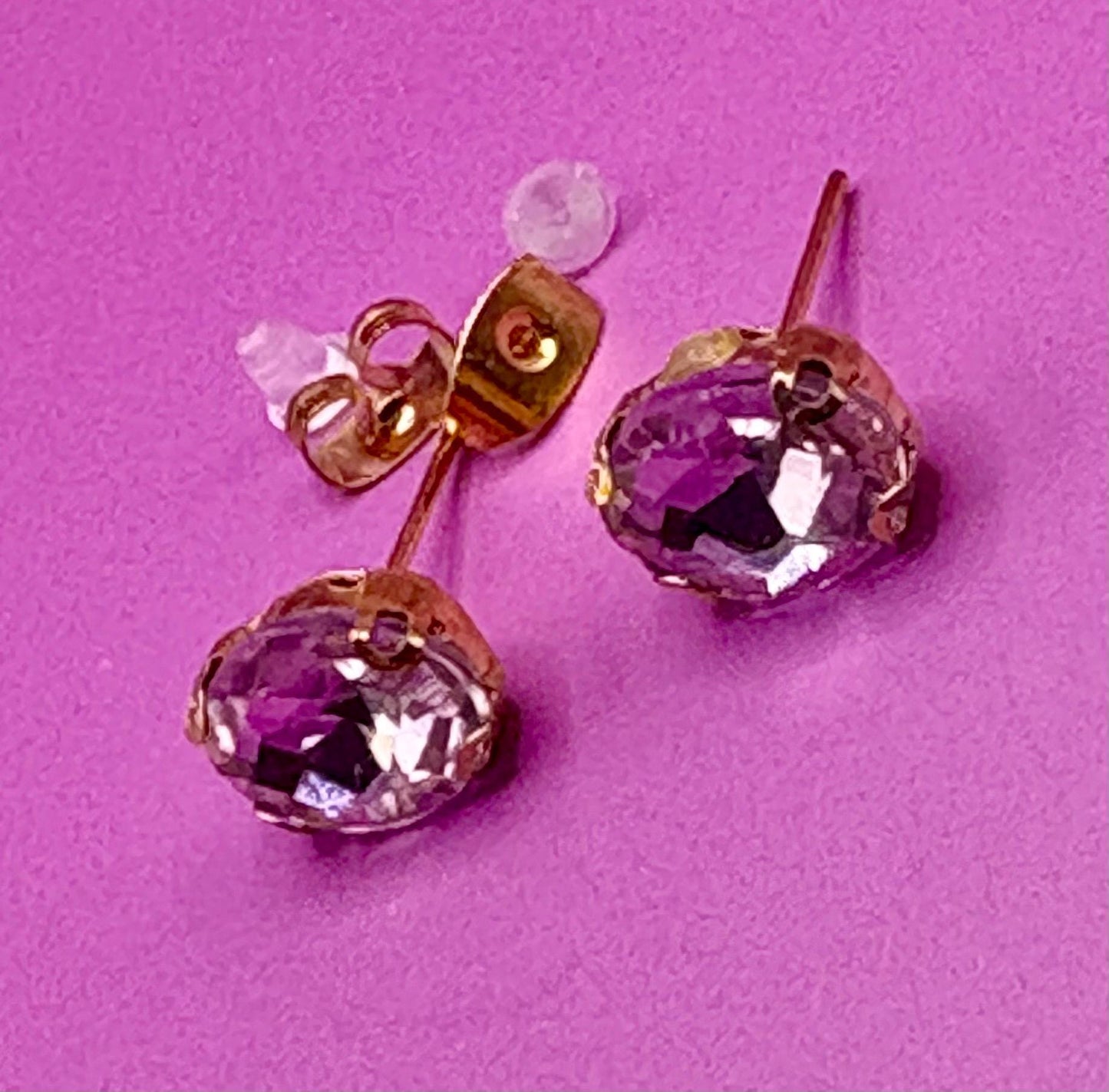 Elegant Light Pink Crystal Earrings Oval-Shaped Glamour Gold-Toned Luxury Timeless Sophisticated