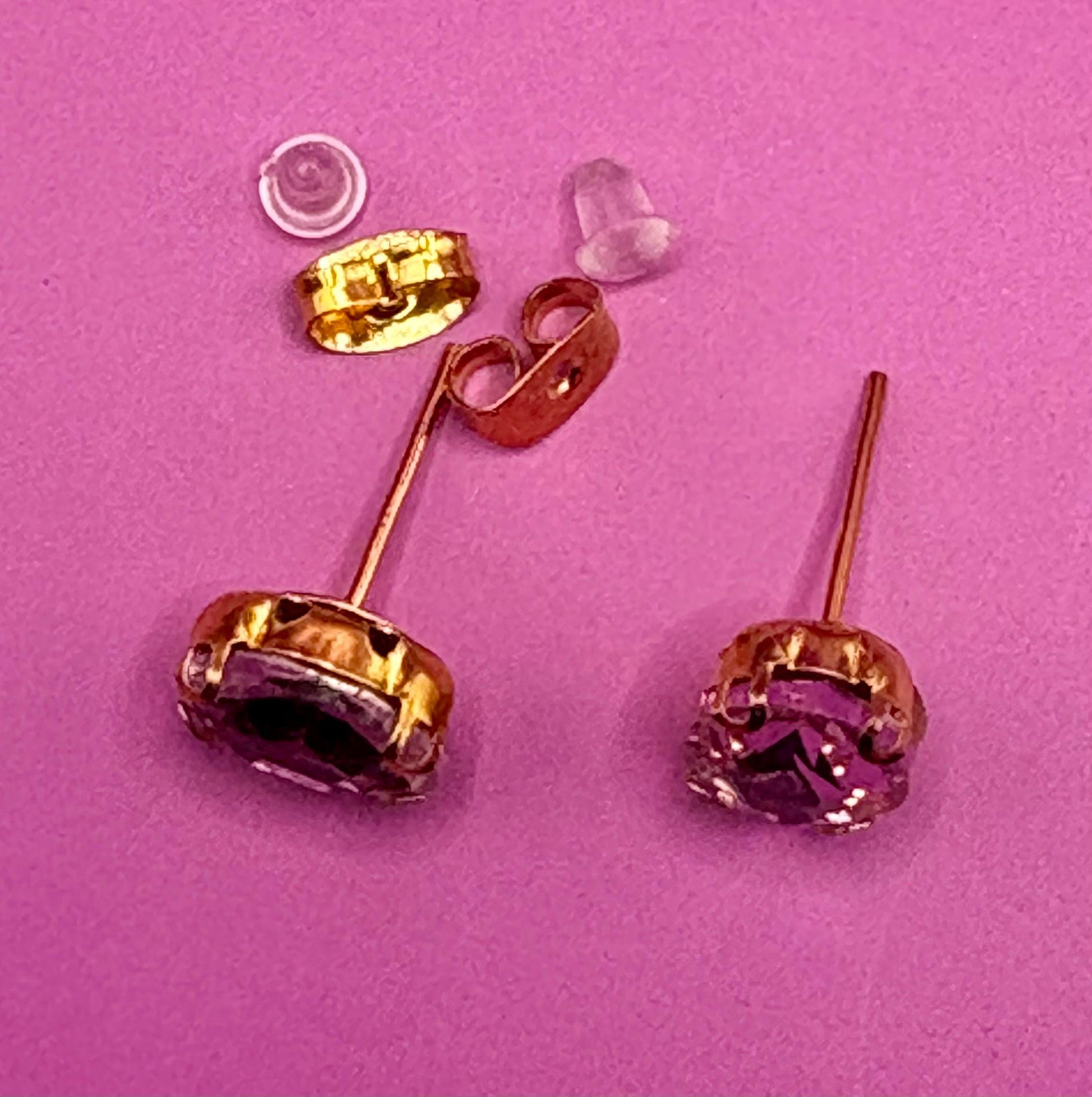 Elegant Light Pink Crystal Earrings Oval-Shaped Glamour Gold-Toned Luxury Timeless Sophisticated