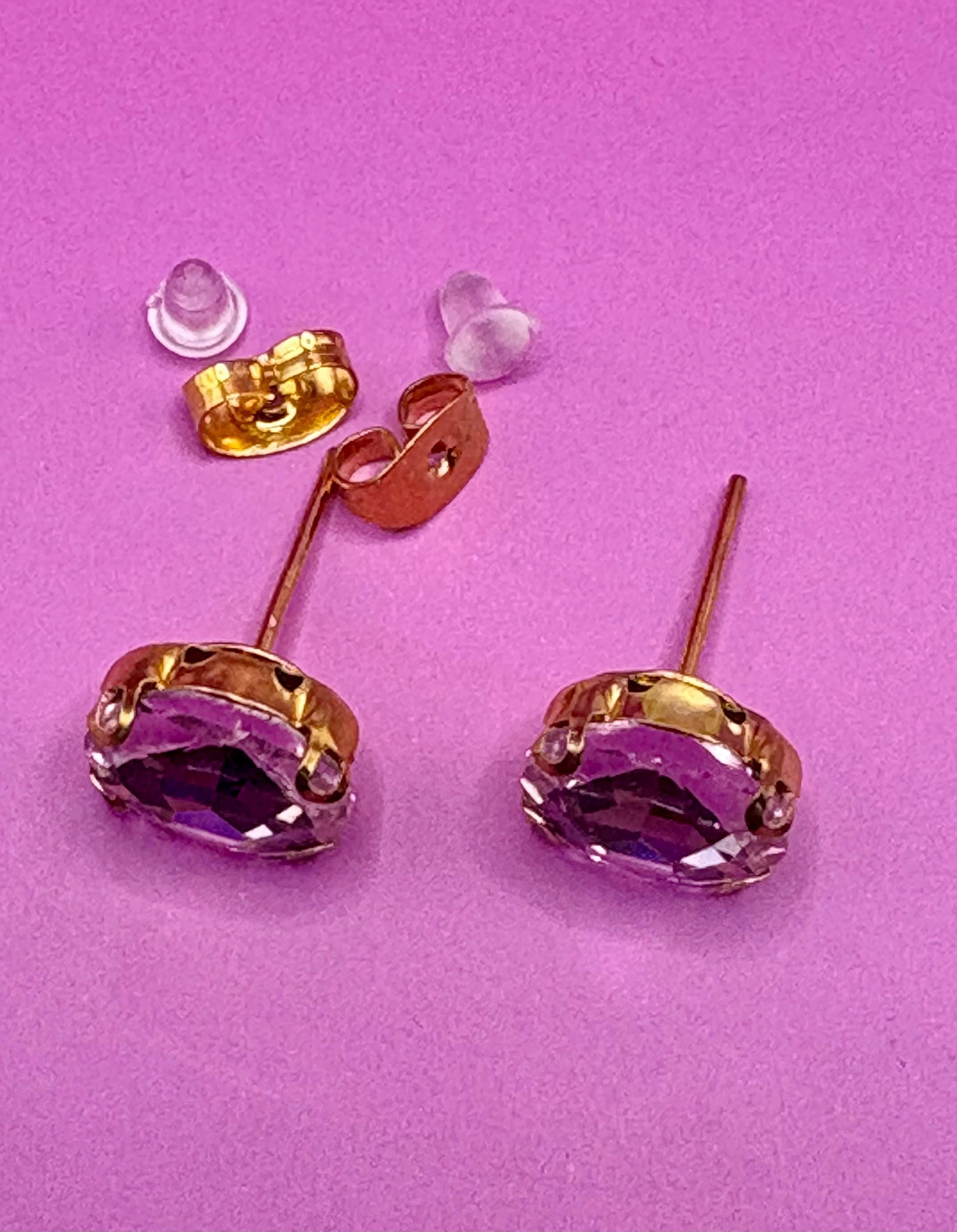 Elegant Light Pink Crystal Earrings Oval-Shaped Glamour Gold-Toned Luxury Timeless Sophisticated