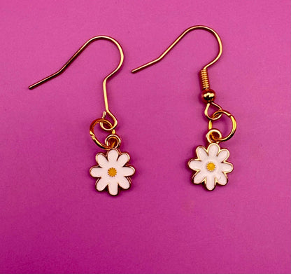 Daisy dangly earrings- colour gold