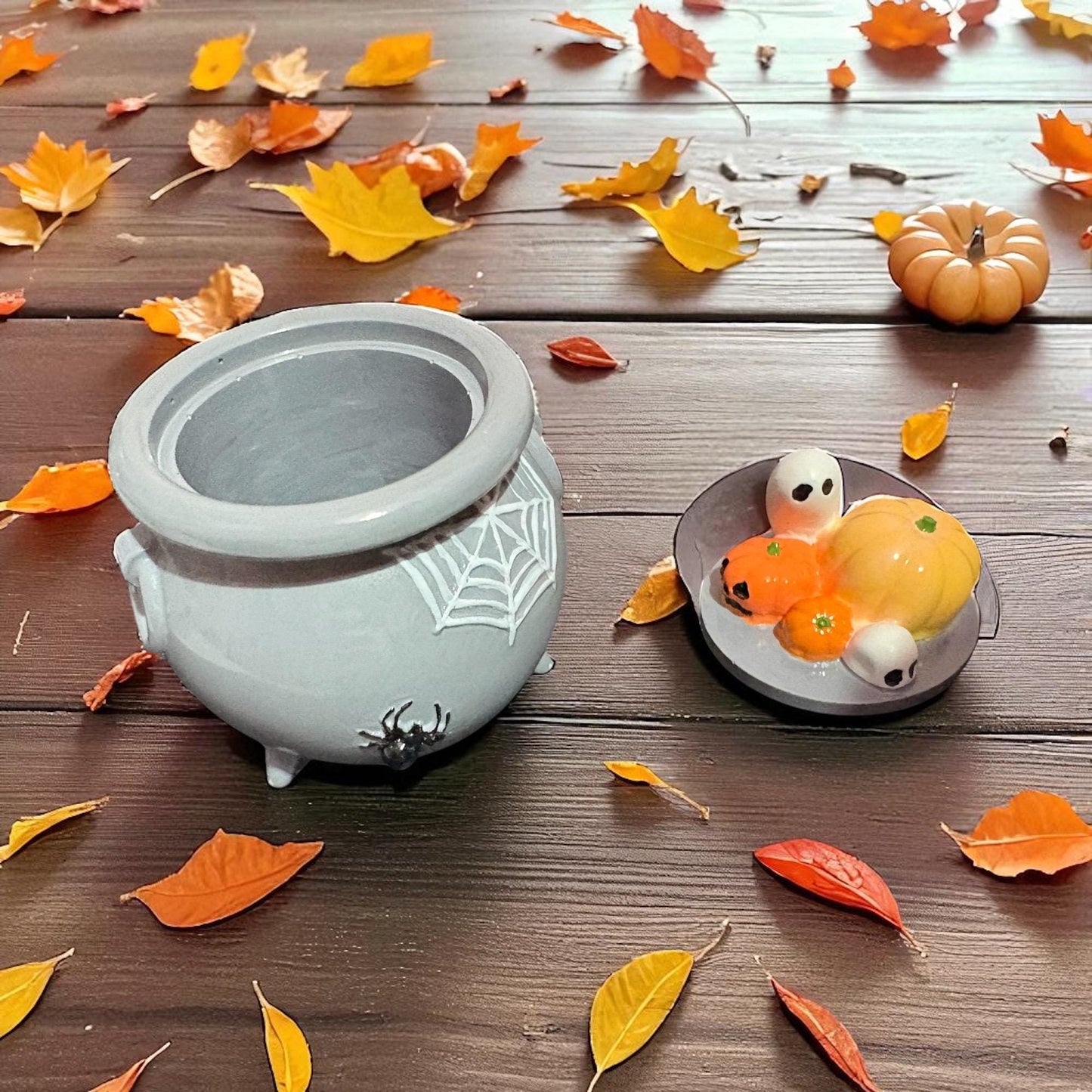 Enchanting Mini Cauldron Decor Perfect for Halloween Fall Displays