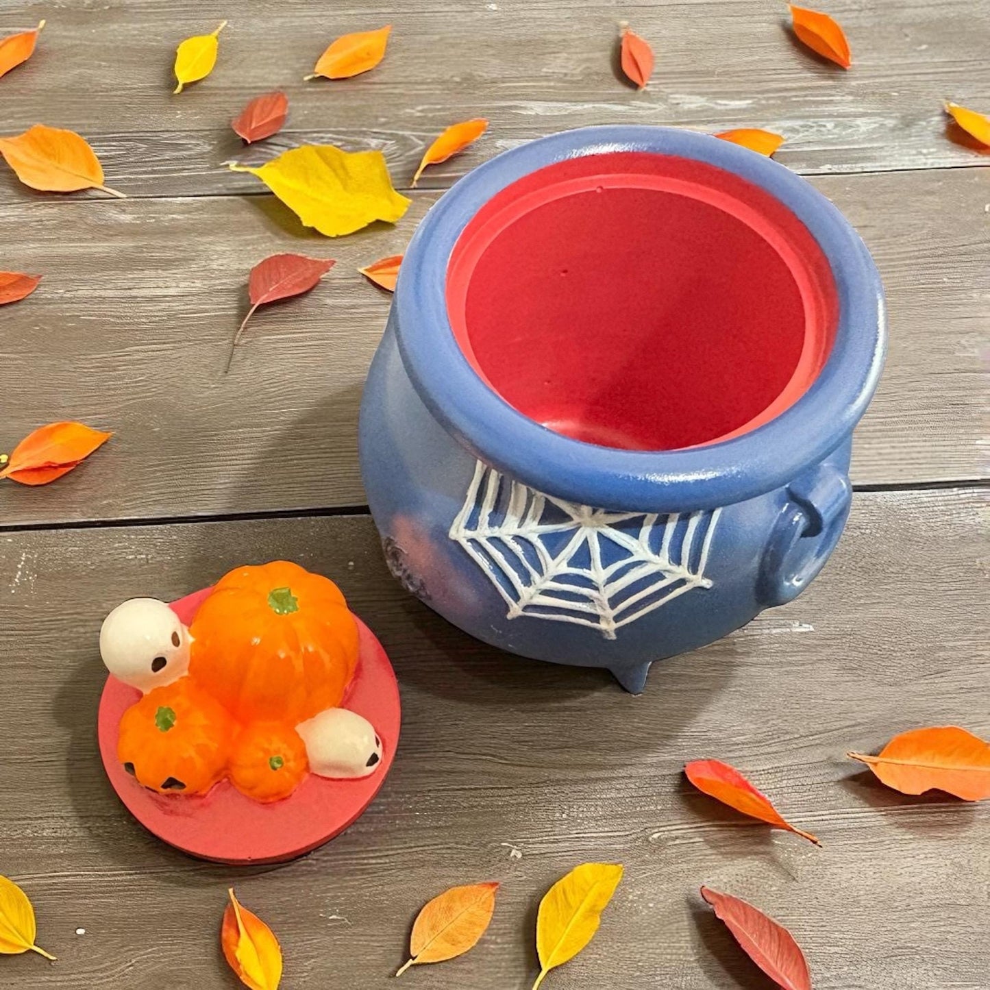 Enchanting Mini Cauldron Decor Perfect for Halloween Fall Displays