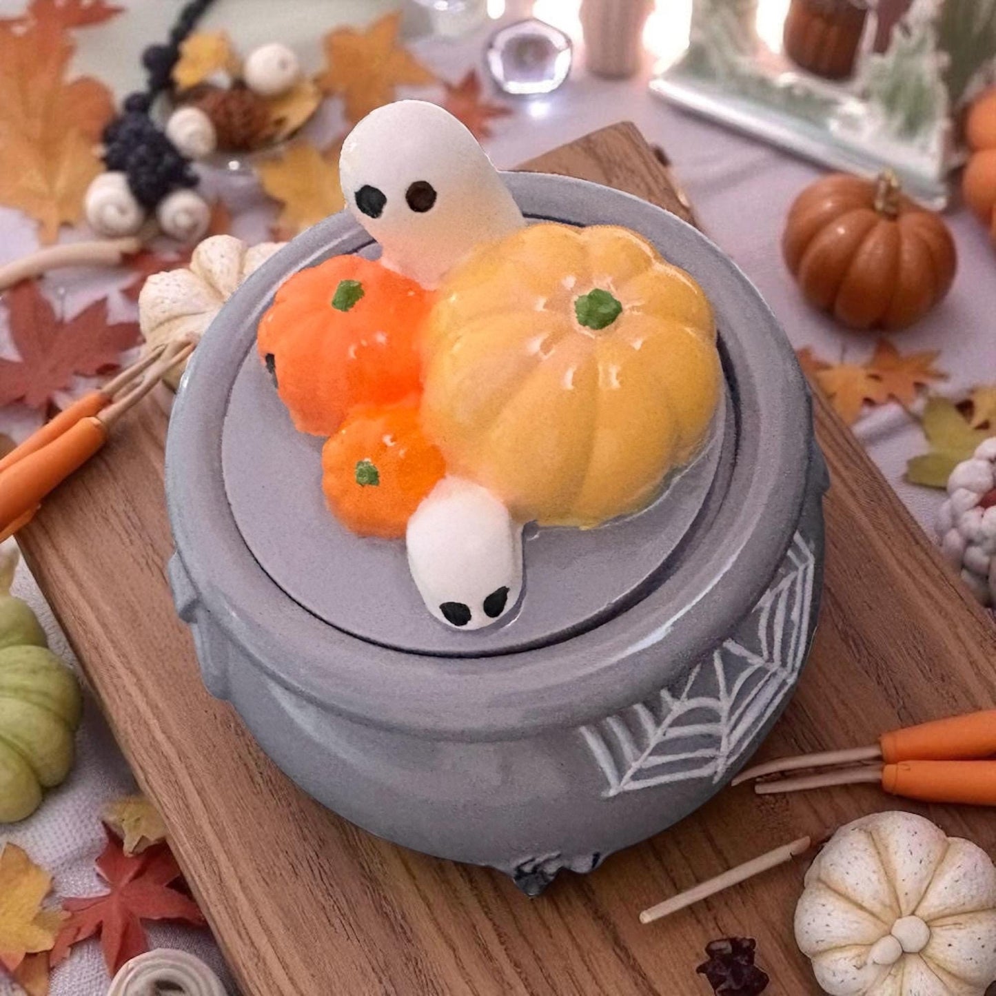 Enchanting Mini Cauldron Decor Perfect for Halloween Fall Displays