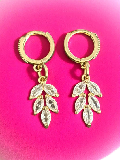 Elegant Leaf Drop Earrings – Gold or Silver Crystal Dangle