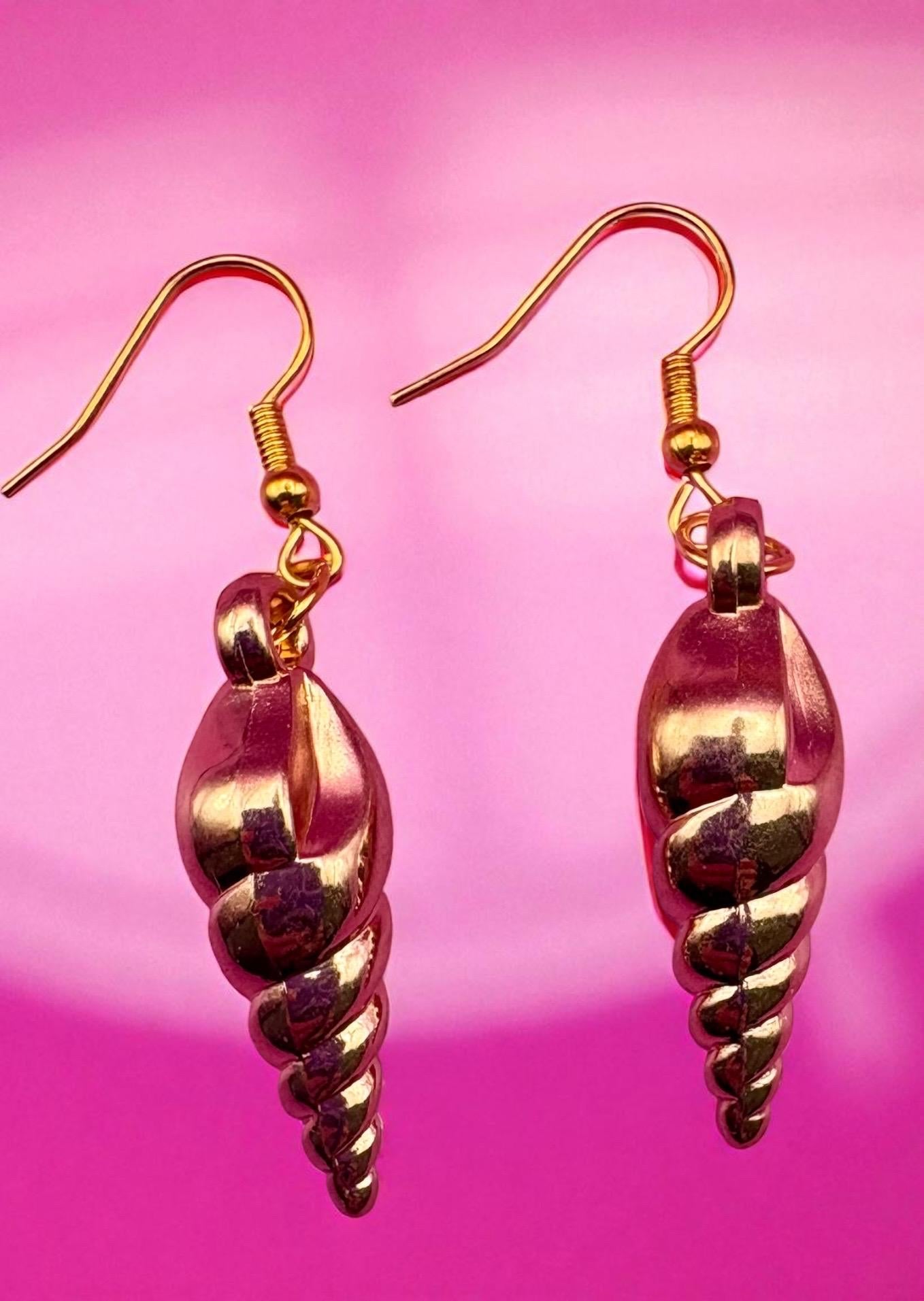 Gold Sea shell horn earrings