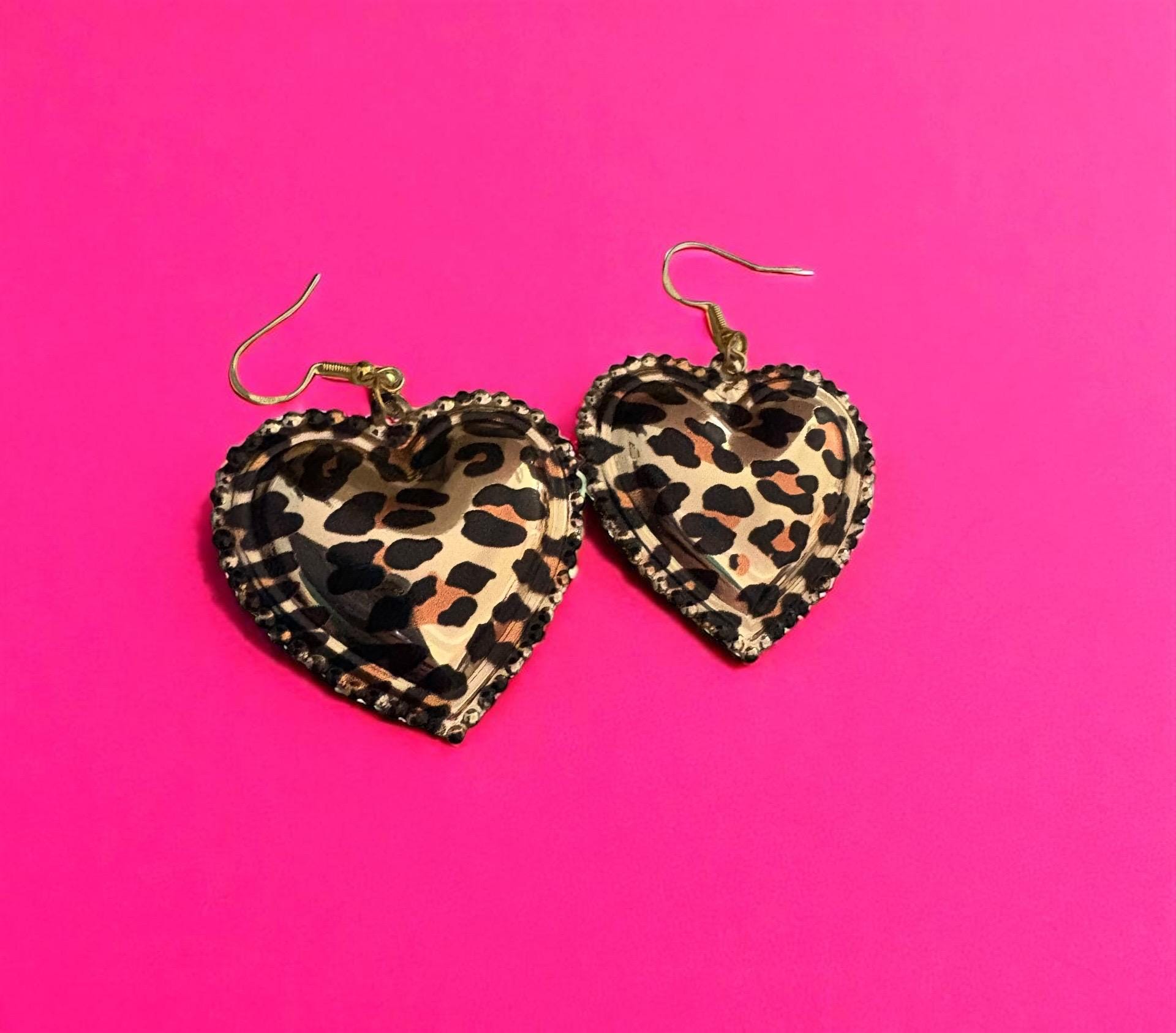 Heart pendant leopard print drop dangly earrings with gold. Large heart leopard dangly unique handmade earrings drop length 5cm