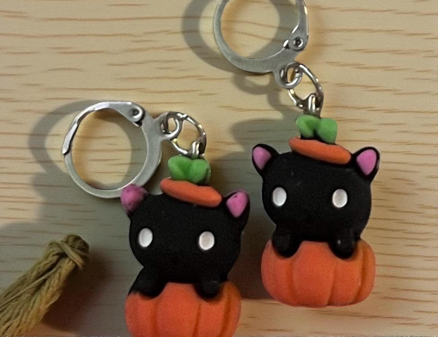 Halloween dangly drop earrings pumpkin ghost black cat witches hat spooky creepy scary decorations costume accessories