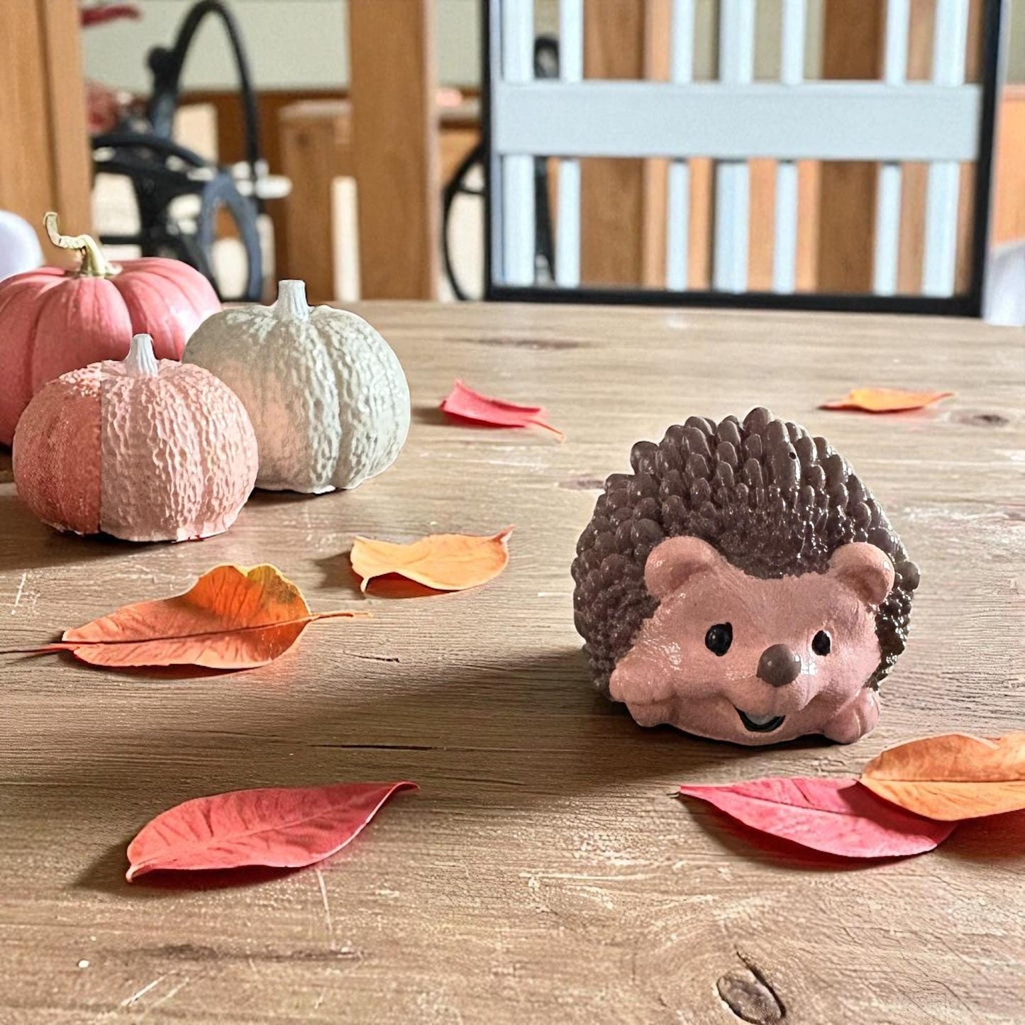 Adorable Small Autumn Animal Ornaments – Handcrafted Fall Decor for Your Home