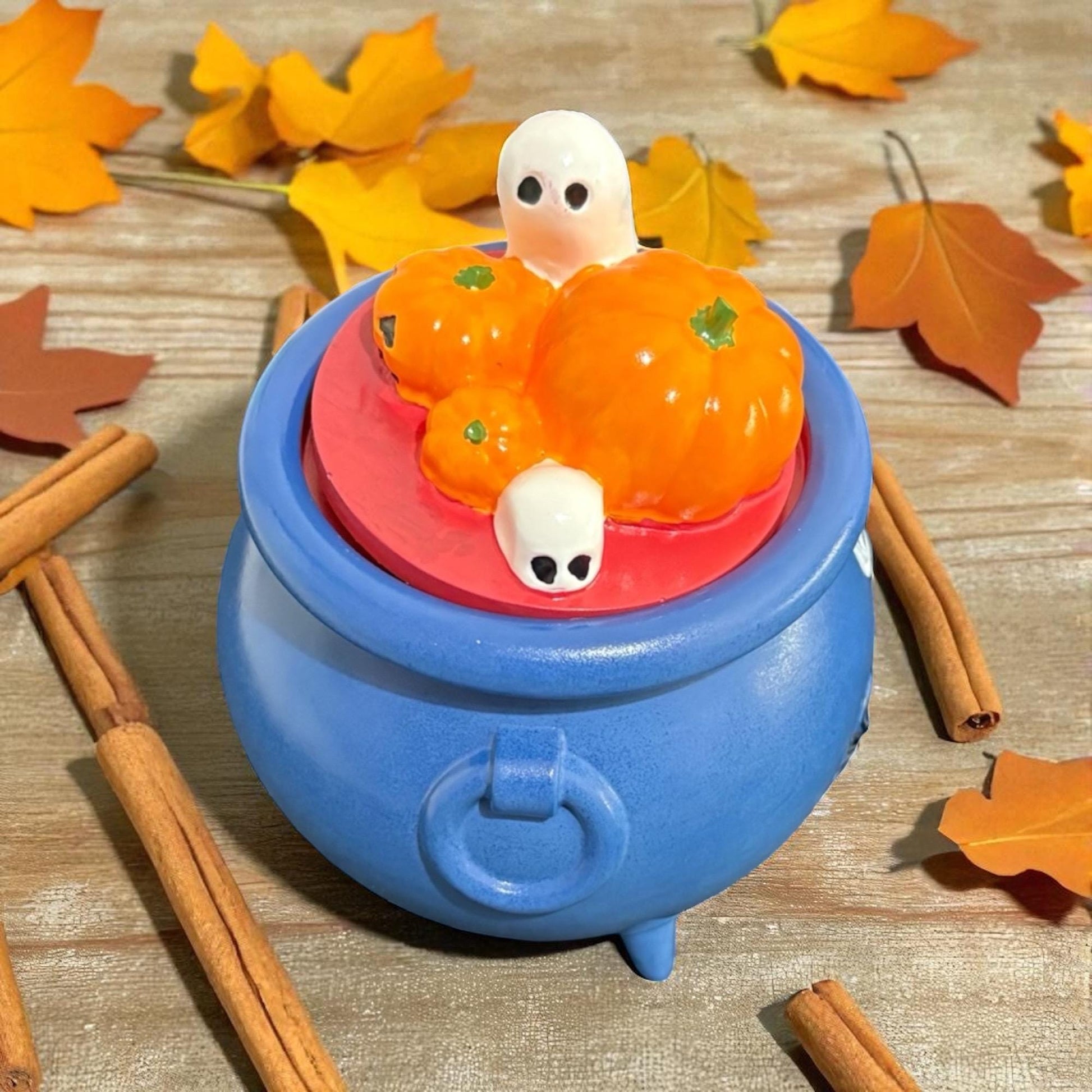 Enchanting Mini Cauldron Decor Perfect for Halloween Fall Displays