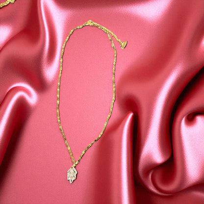 Elegant Gold Leaf Crystal Necklace – 38cm Chain with 5cm Extender