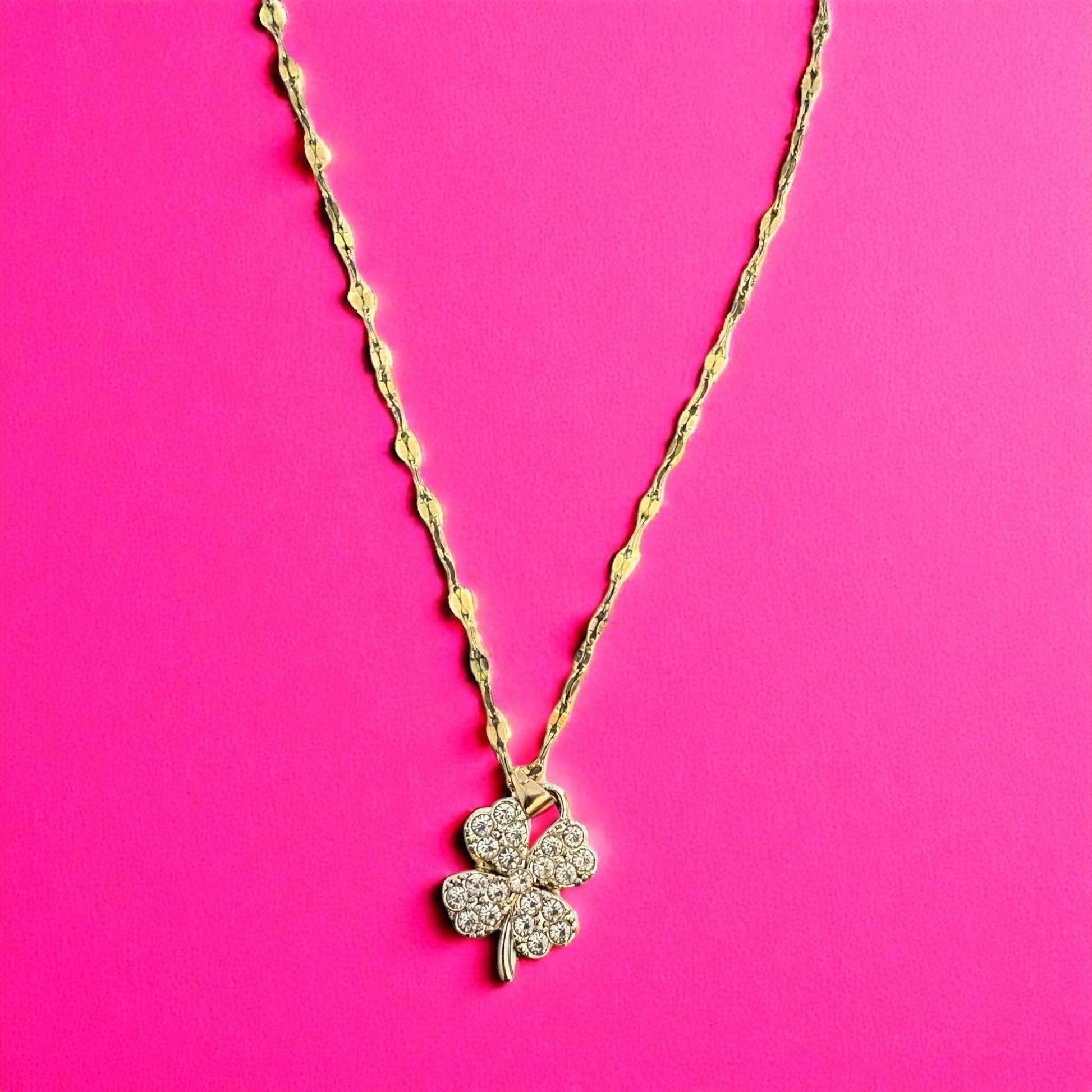 Sparkling Gold Four-Leaf Clover Necklace – 38cm Chain with 5cm Extender