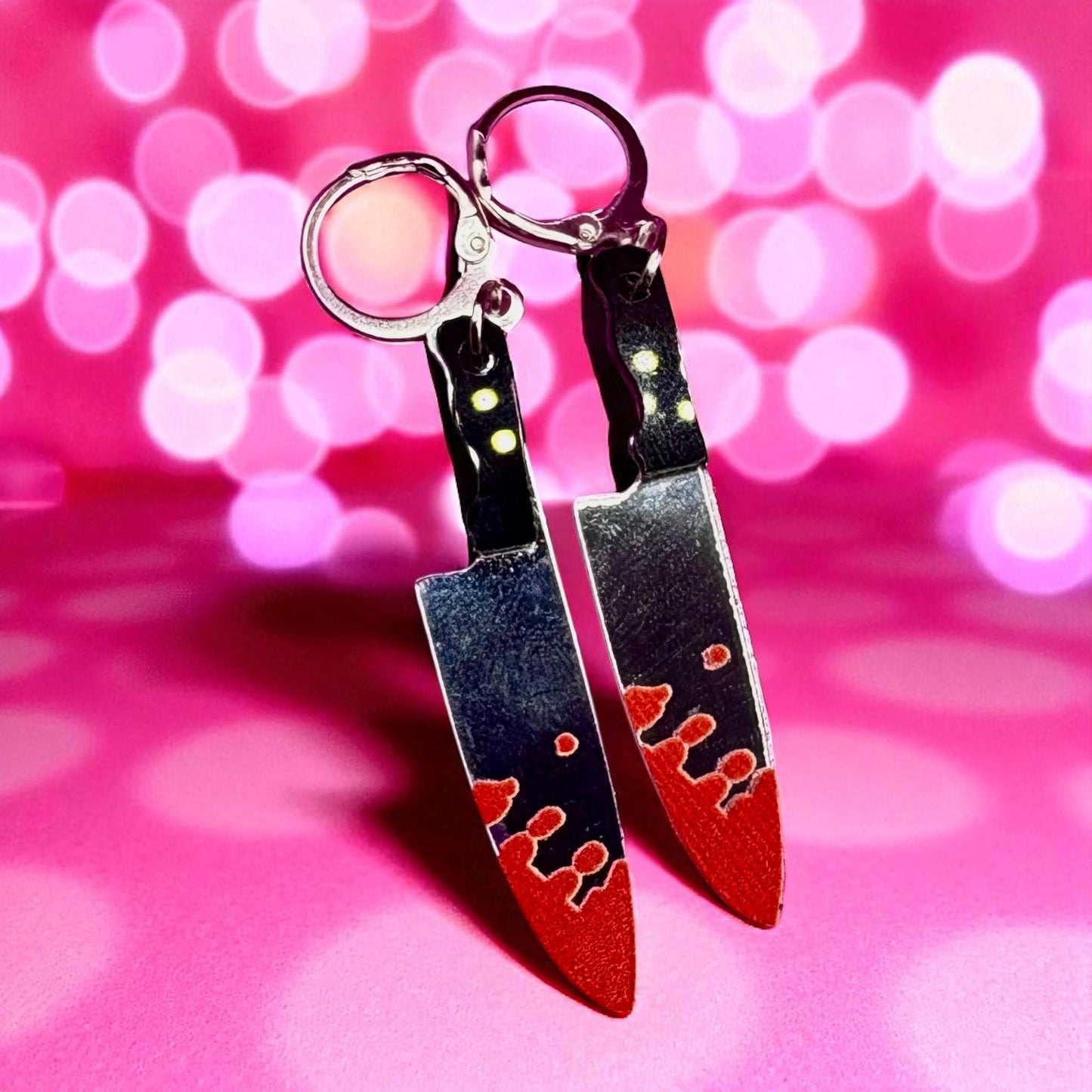 Halloween earrings fake knives, axes, blood scary spooky scream murder accessories realistic horror thriller micheal myers killer decoration