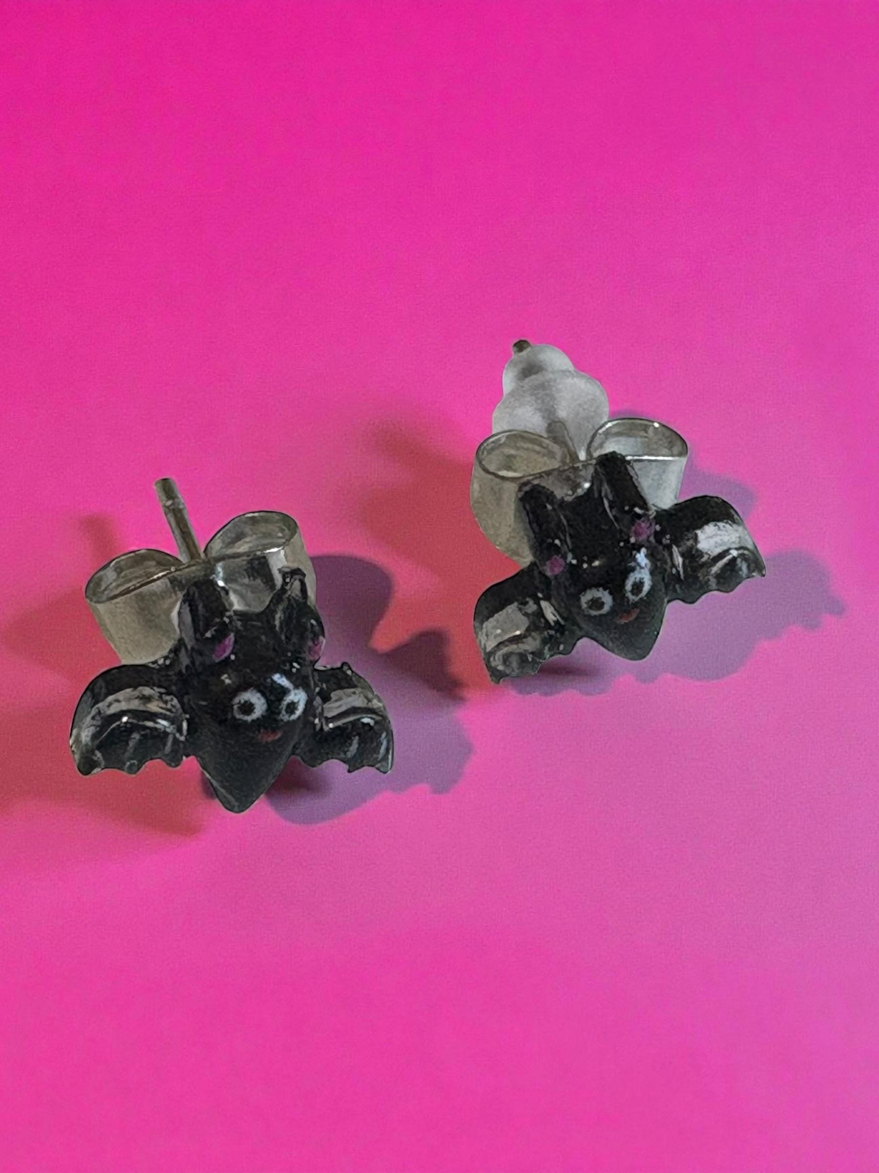 Cute Bat Earrings Handmade Resin Bat Studs Kawaii Gothic Jewelry Spooky Halloween Earrings Gift for Her