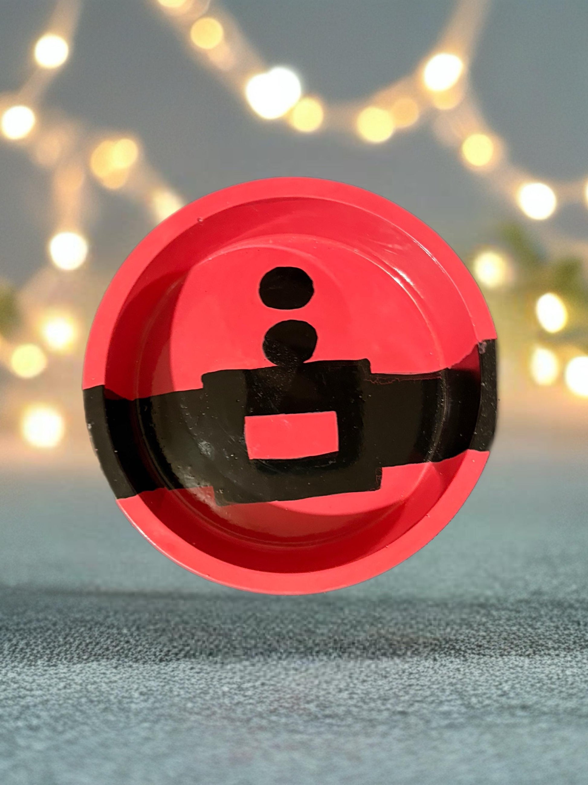 Santa’s Belt Ceramic Christmas Ashtray trinket pot Festive Red Black Santa Suit Ashtray Holiday Gift Christmas Decor Accent