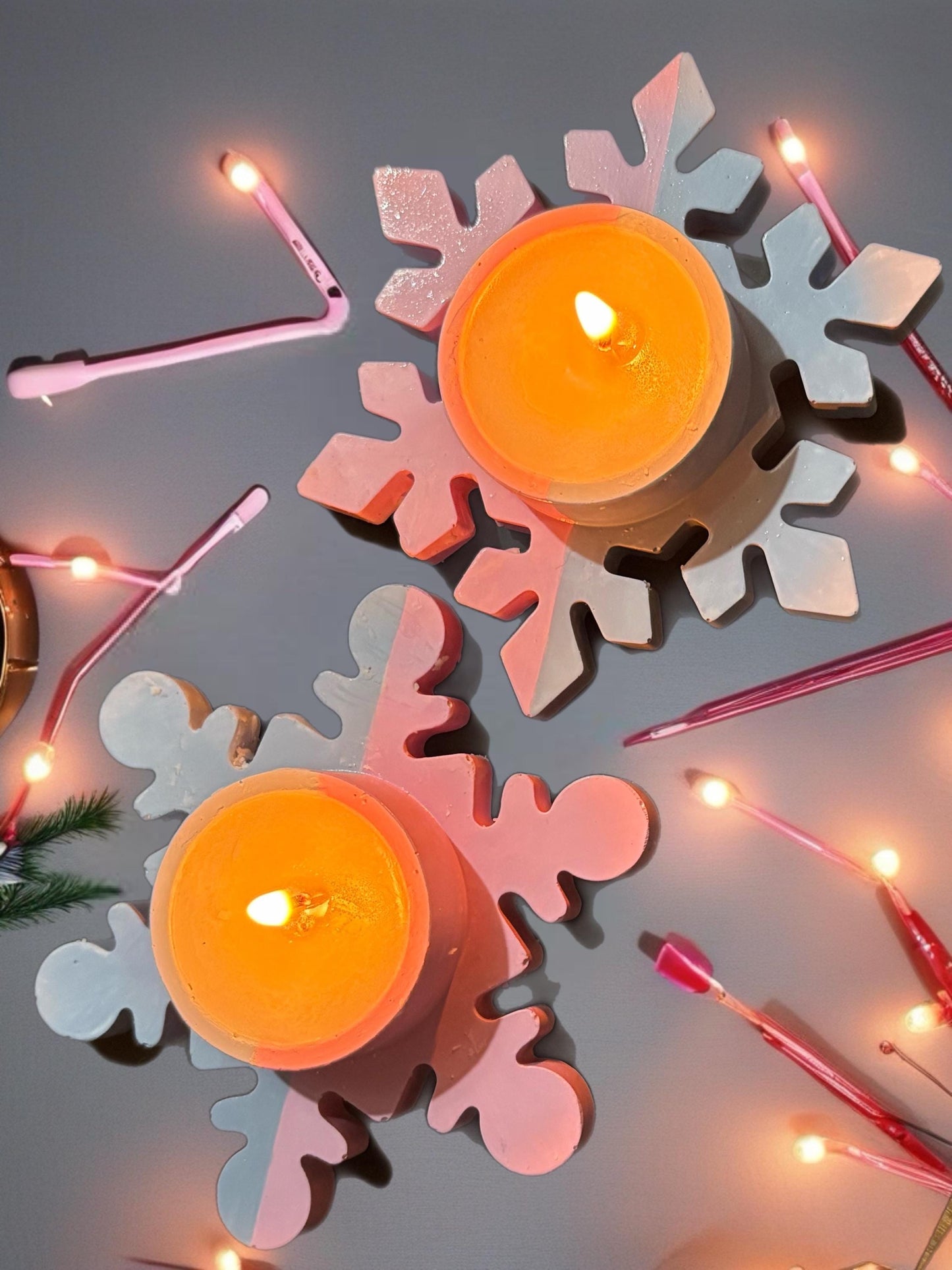 Set of 2 Ceramic Snowflake Candles Hand-Painted Winter Candle Pair Pink White Festive Tealight Holders Christmas Table Decor Cozy