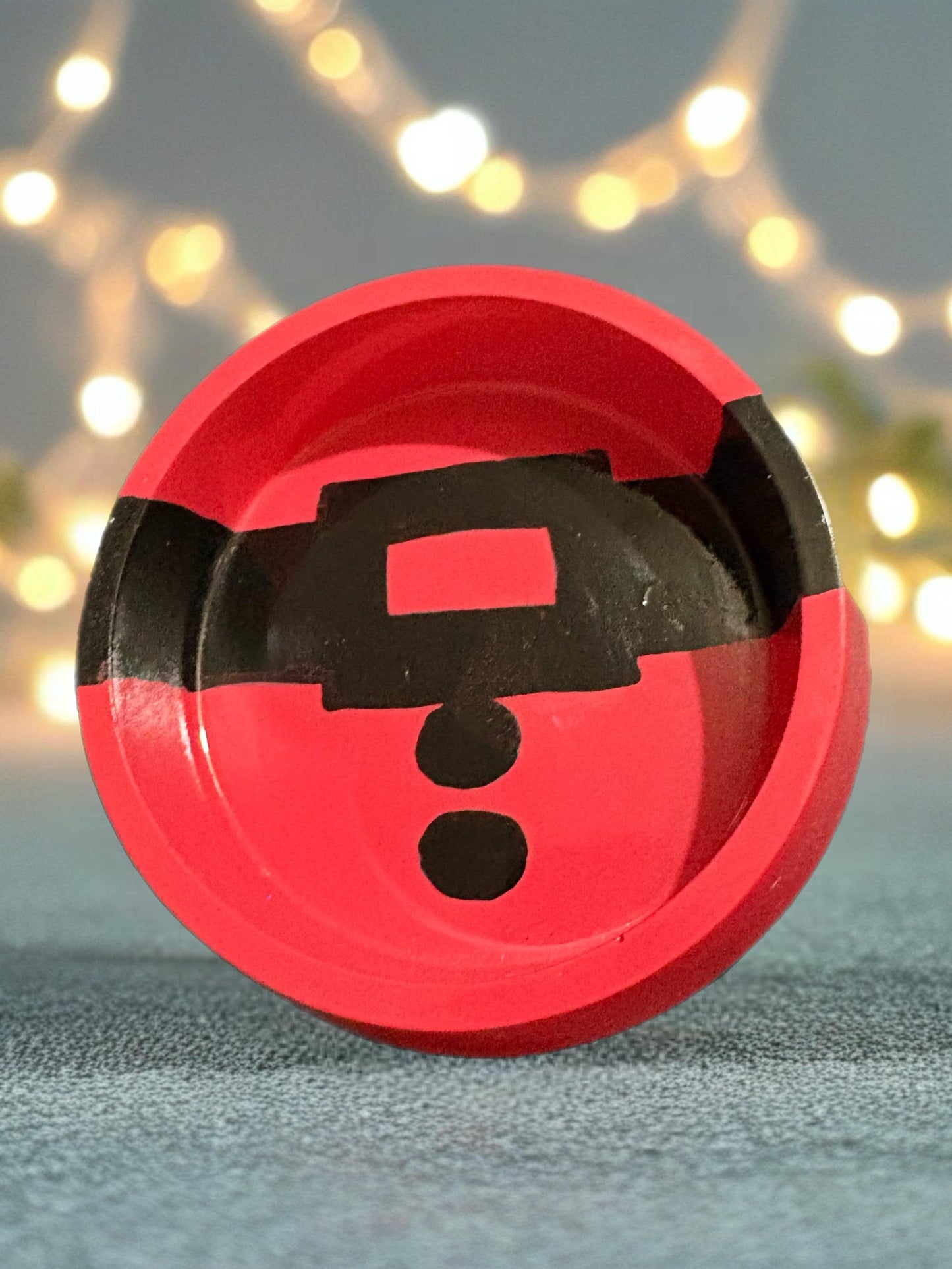 Santa’s Belt Ceramic Christmas Ashtray trinket pot Festive Red Black Santa Suit Ashtray Holiday Gift Christmas Decor Accent