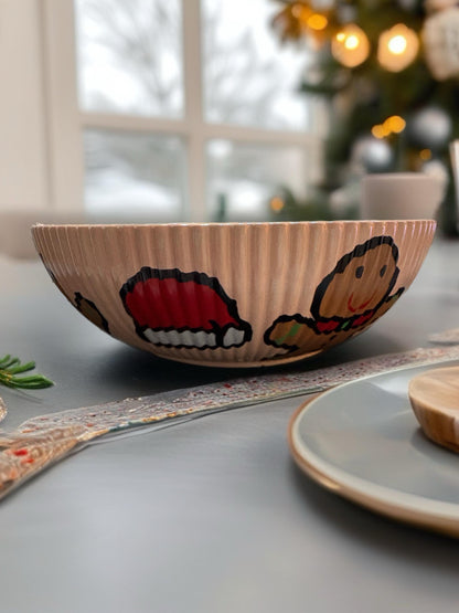 Gingerbread Man Christmas Bowl Hand-Painted Ceramic Holiday Bowl Festive Decorative Dish Christmas Table Decor Holiday Gift